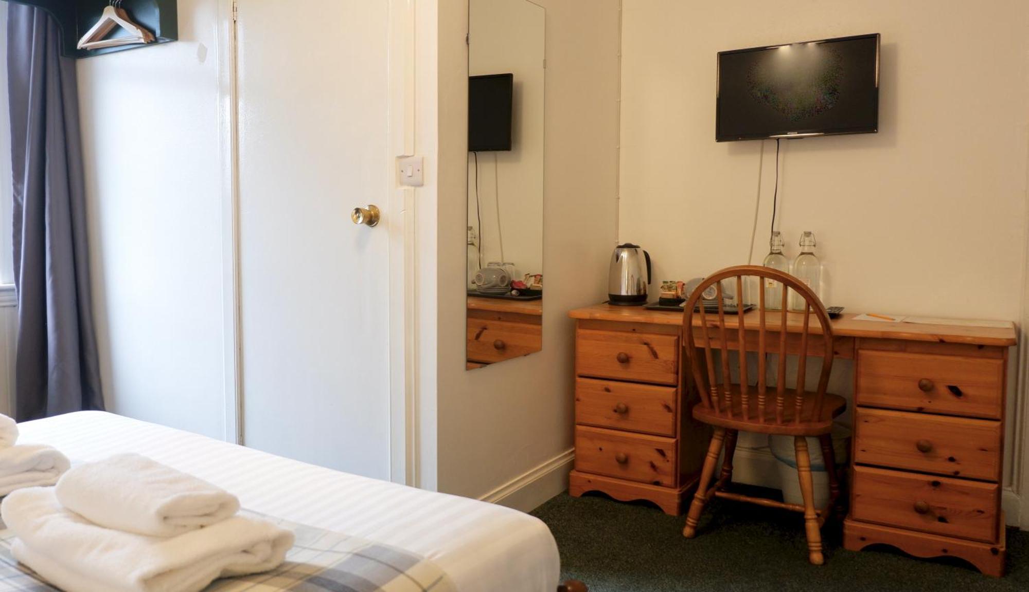 4 Friends House Hotel Edinburgh Bilik gambar